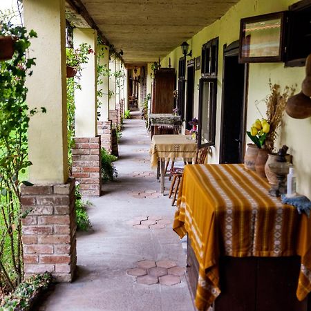 Snasini Kucari Acomodação com café da manhã Gradiste Exterior foto